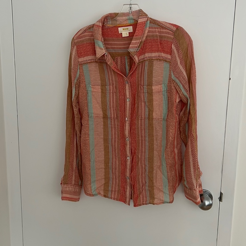 Cozy light weight anthropologie button down, size 4